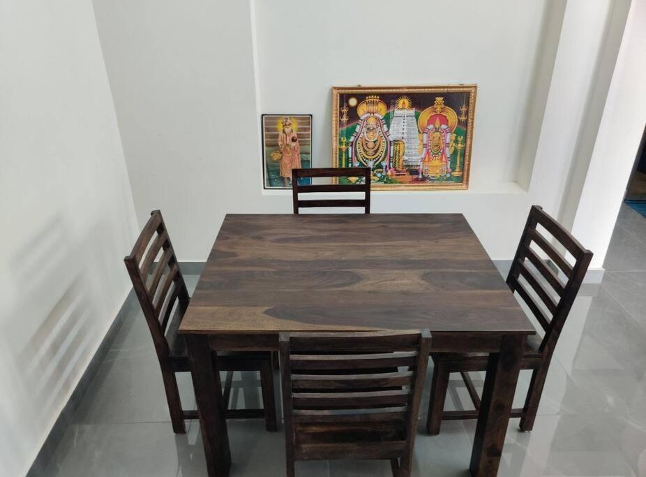 Wind Chimes Villa ติรุวันนามาลัย ภายนอก รูปภาพ